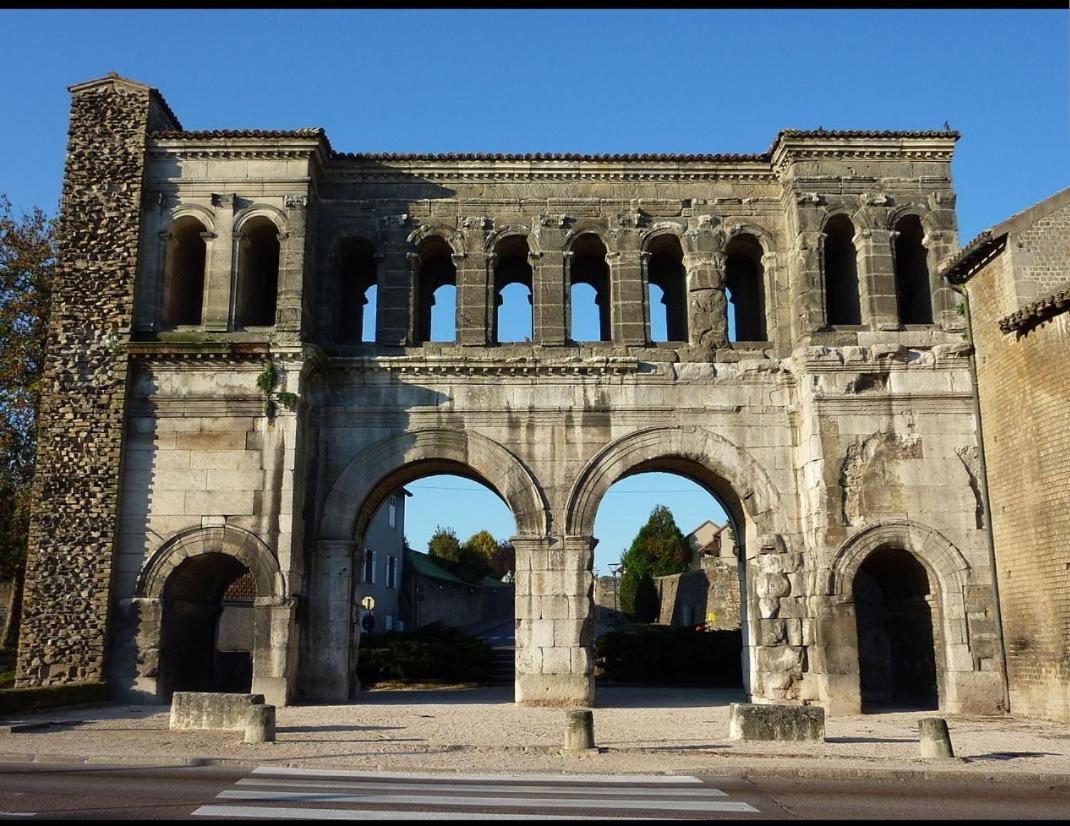 Chambres D'Hotes Vadiera Autun Buitenkant foto